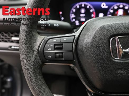 Used 2024 Honda Accord EX image 15