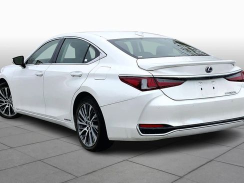 Used 2019 Lexus ES 300h w/ Premium Package image 12