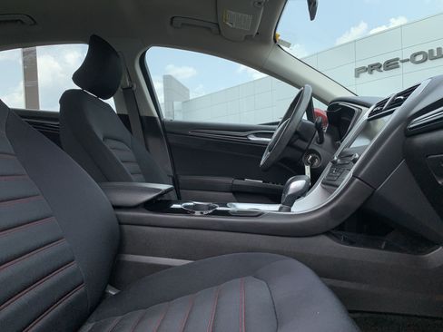Used 2016 Ford Fusion SE FWD image 35