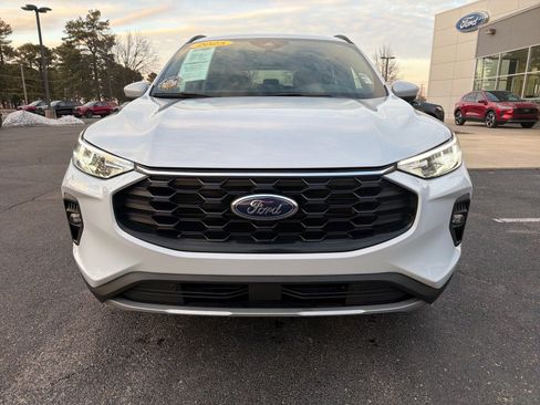 Used 2025 Ford Escape ST-Line Select image 3