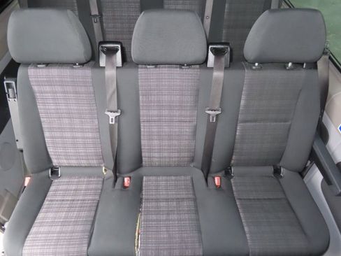 Used 2018 Mercedes-Benz Sprinter 2500 image 36