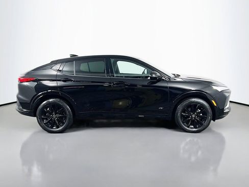 Used 2026 Buick Envista Sport Touring w/ Convenience II Package FWD image 4