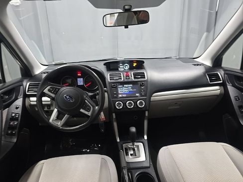 Used 2017 Subaru Forester 2.5i AWD/4WD image 15