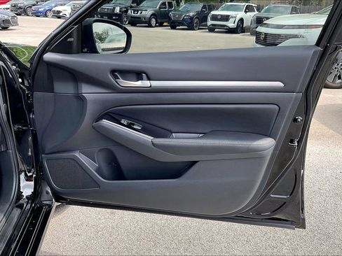 Used 2024 Nissan Altima 2.5 SL image 26