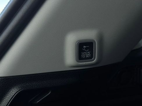 Certified 2022 Jeep Grand Cherokee Limited image 13