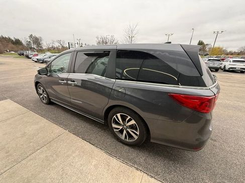 Used 2023 Honda Odyssey Touring image 3