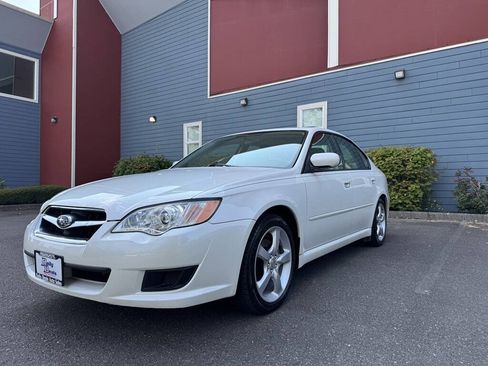 Used 2009 Subaru Legacy 2.5i Special Edition AWD/4WD image 13