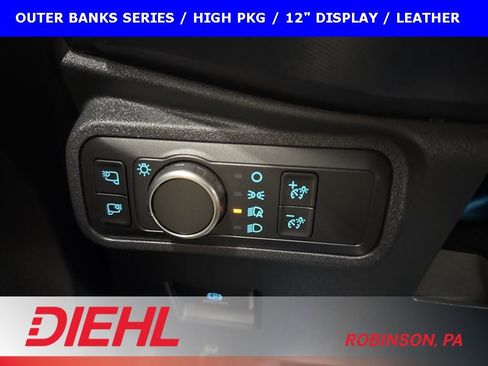 Used 2021 Ford Bronco Outer Banks image 18