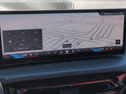 Used 2025 BMW 330i 330i w/ Premium Package image 13