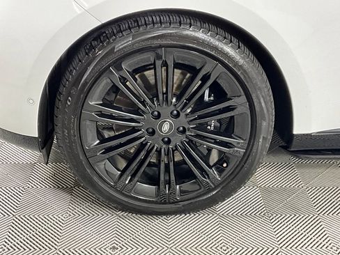 Certified 2023 Land Rover Range Rover Autobiography image 29