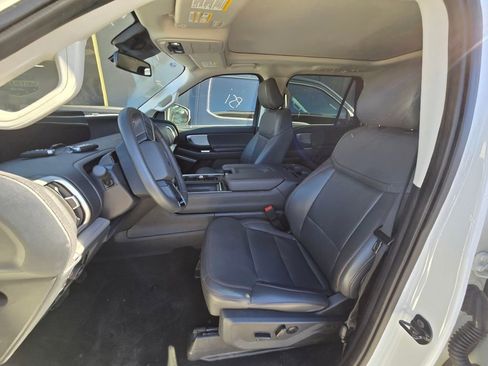 Used 2025 Ford Expedition Max Active image 11