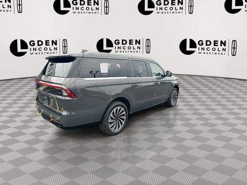 Certified 2026 Lincoln Navigator L Black Label AWD/4WD image 8
