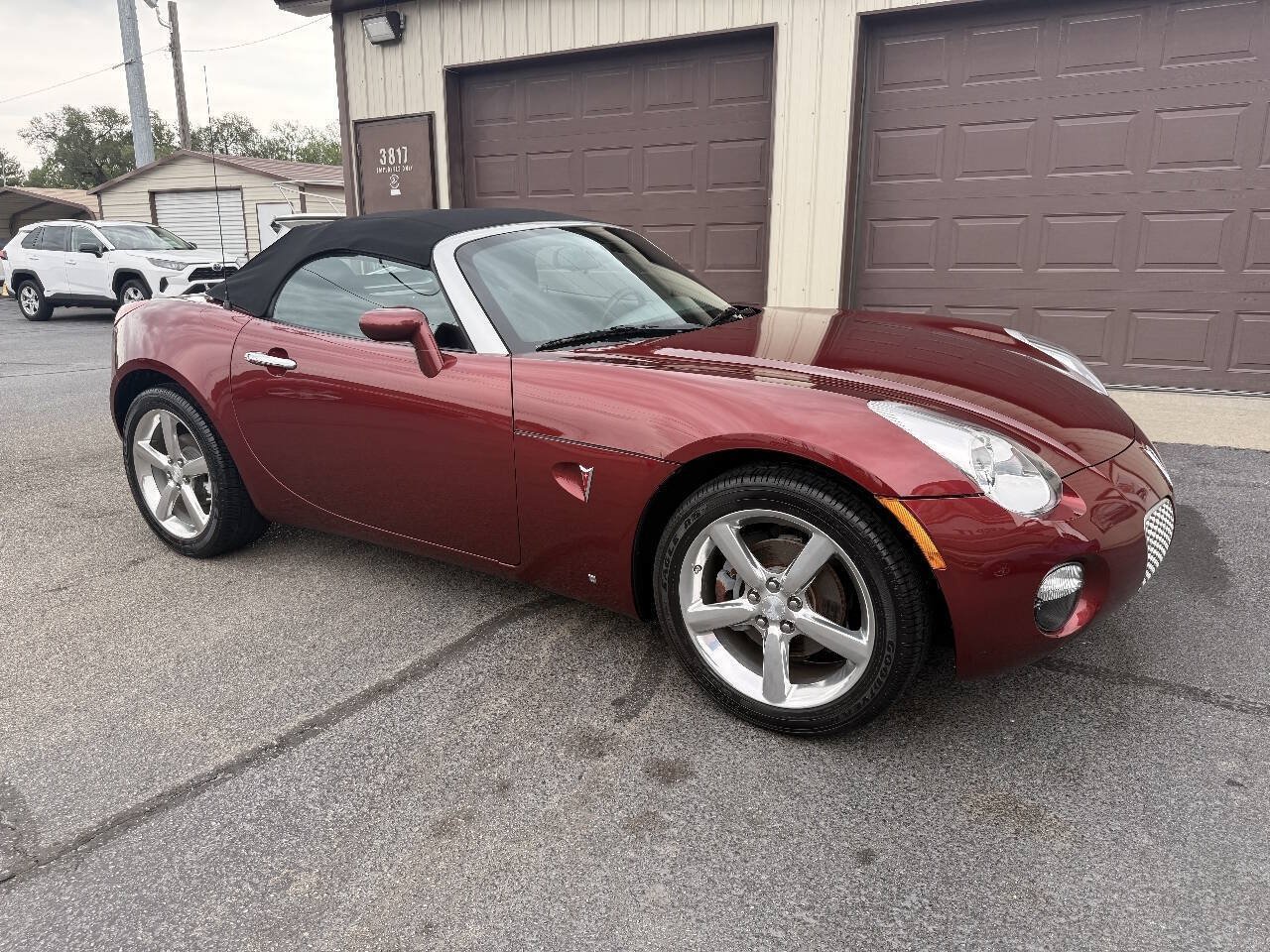 Used 2009 Pontiac Solstice Convertible w/ Preferred Package RWD image 20