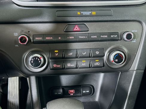 Used 2022 Kia Sportage LX FWD image 22