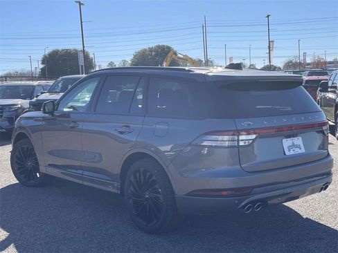 New 2025 Lincoln Aviator Reserve w/ Luxury Package image 5