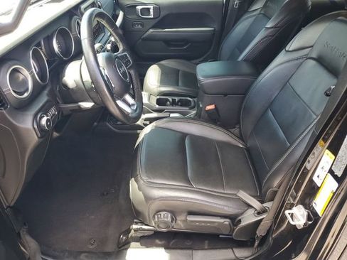 Used 2020 Jeep Wrangler Unlimited Sahara AWD/4WD image 5