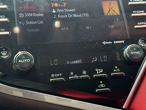 Used 2018 Toyota Camry XSE w/ Driver Assist Package FWD image 24