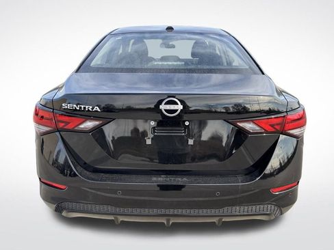 Used 2025 Nissan Sentra SV image 6