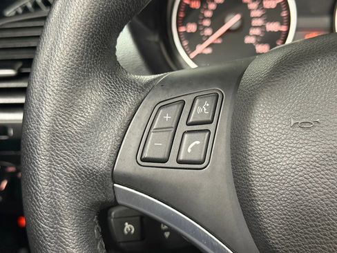 Used 2011 BMW 128i Convertible image 26