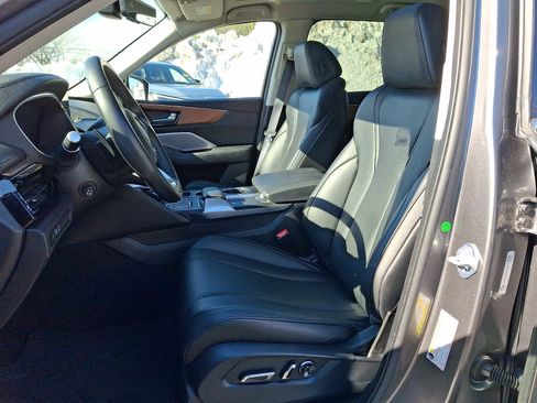 Used 2022 Acura MDX image 11