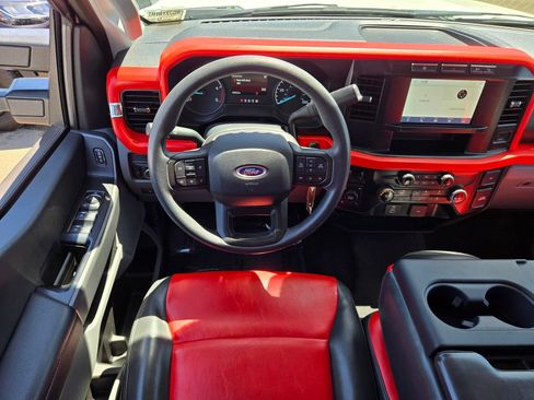Used 2023 Ford F250 XLT w/ FX4 Off-Road Package AWD/4WD image 13