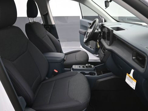 New 2025 Ford Maverick XL image 27