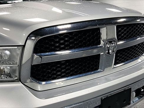 Used 2013 RAM 1500 Classic SLT w/ Remote Start & Security Group image 29