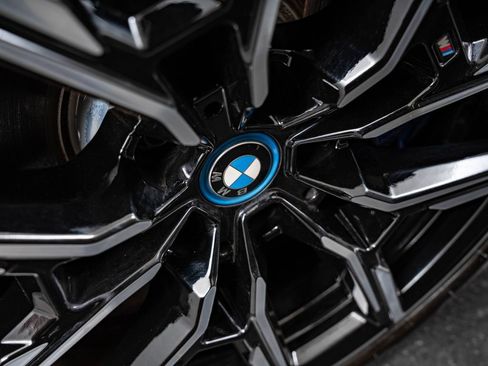 Used 2023 BMW i4 M50 w/ Premium Package AWD/4WD image 8
