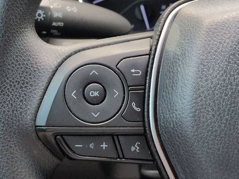 Used 2019 Toyota Camry LE FWD image 15