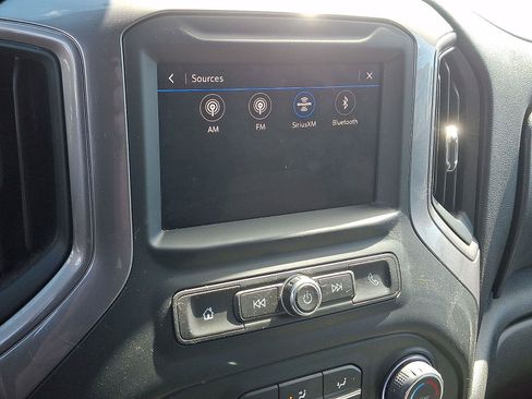 Used 2022 Chevrolet Silverado 1500 Custom w/ LPO, Dark Essentials Package AWD/4WD image 17