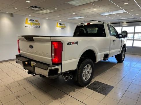 New 2025 Ford F250 XLT image 16