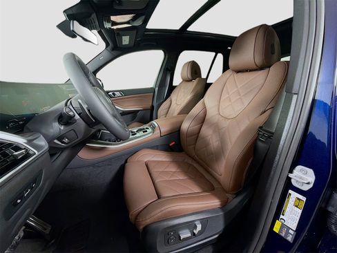 New 2026 BMW X5 xDrive50e w/ M Sport Package image 12