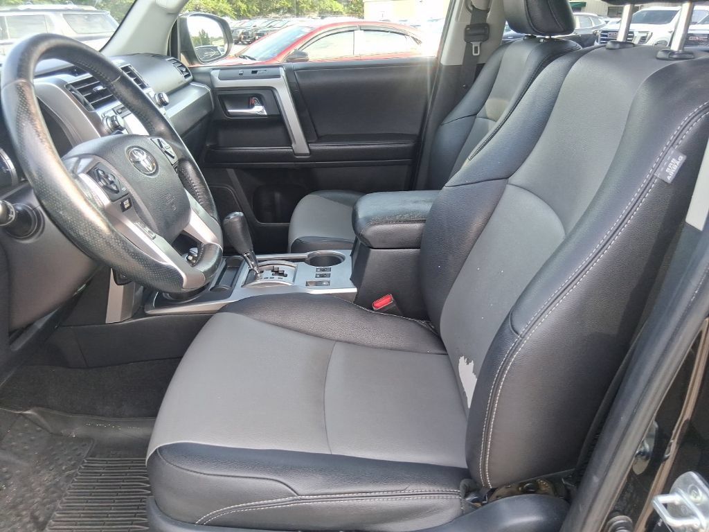 Used 2018 Toyota 4Runner SR5 Premium AWD/4WD image 14