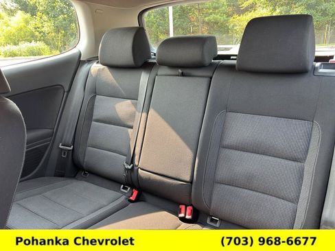 Used 2012 Volkswagen Golf 2-Door FWD image 21