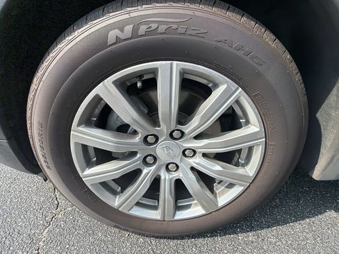 Used 2021 Cadillac XT4 Premium Luxury FWD image 23