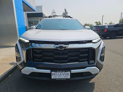 New 2026 Chevrolet Equinox ACTIV w/ Convenience Package III AWD/4WD image 2