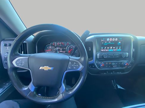Used 2018 Chevrolet Silverado 1500 LT w/ Max Trailering Package AWD/4WD image 6