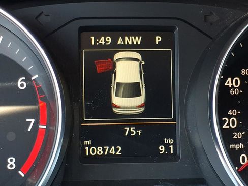 Used 2018 Volkswagen Passat 2.0T SE image 26