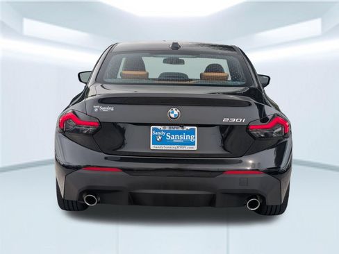 Used 2025 BMW 230i Coupe w/ Convenience Package RWD image 4