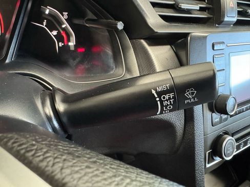 Used 2018 Honda Civic LX image 31