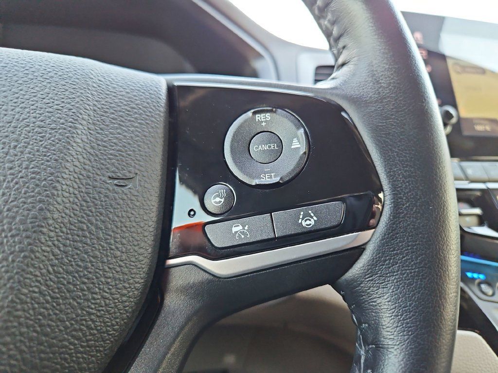 Used 2023 Honda Odyssey Elite image 24