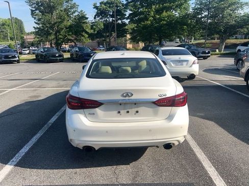 Used 2018 INFINITI Q50 Luxe w/ Essential Package (3.0T Luxe) AWD/4WD image 4