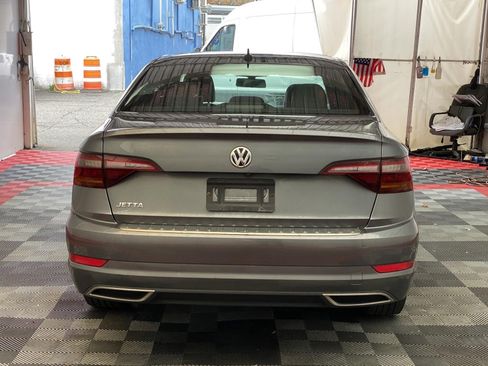 Used 2019 Volkswagen Jetta R-Line FWD image 5