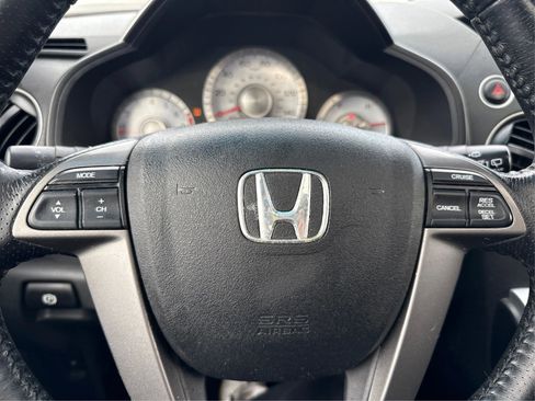 Used 2011 Honda Pilot EX-L image 18