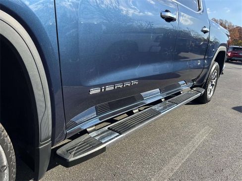Used 2022 GMC Sierra 1500 SLT image 12