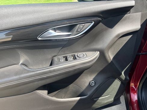 Used 2021 Buick Envision Preferred FWD image 13
