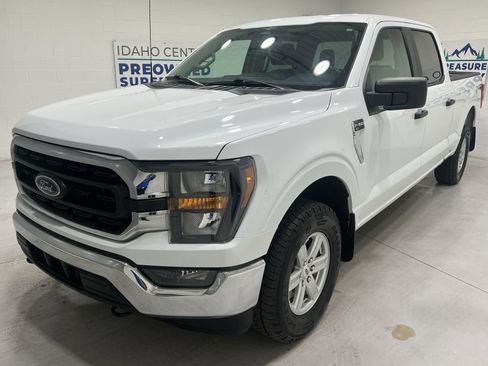 Used 2023 Ford F150 XLT w/ Trailer Tow Package image 4