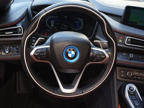 Used 2019 BMW i8 Roadster image 14