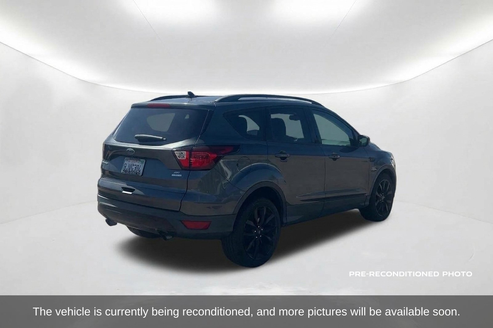 Used 2019 Ford Escape SE FWD image 6