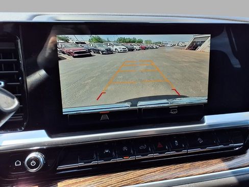 Used 2023 GMC Sierra 1500 Elevation w/ X31 Off-Road Package AWD/4WD image 6